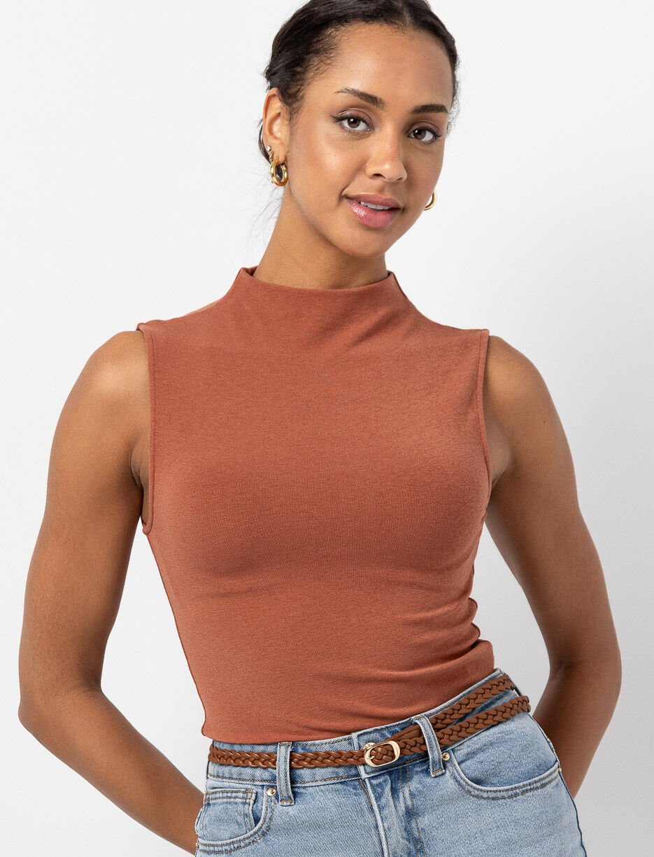 Sleeveless Mock-neck Tank Top 