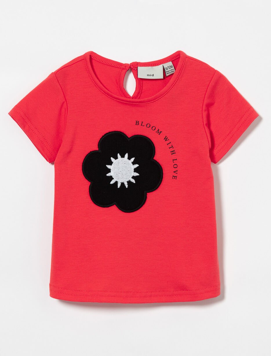 T-shirt à broderie T-shirt à broderie
