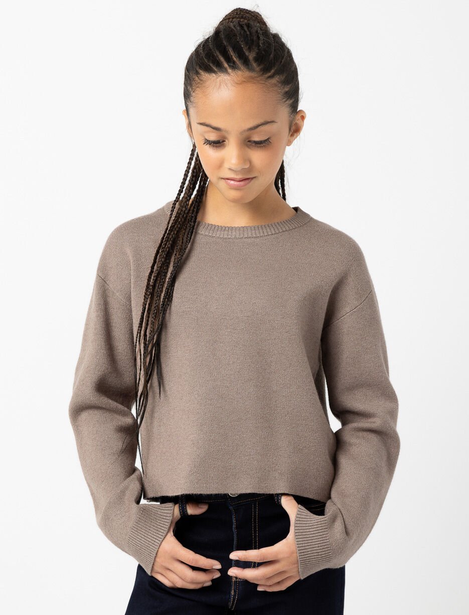 Chandail en tricot à épaules tombantes