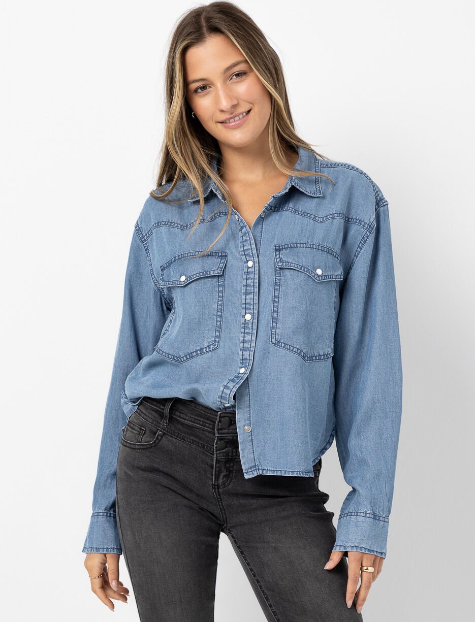 Chemise délavée à poches