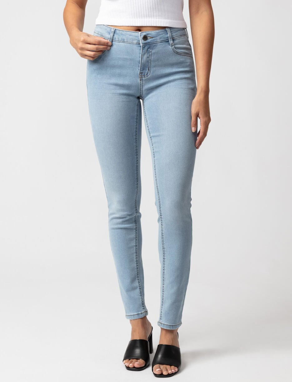 Jean skinny à taille régulière