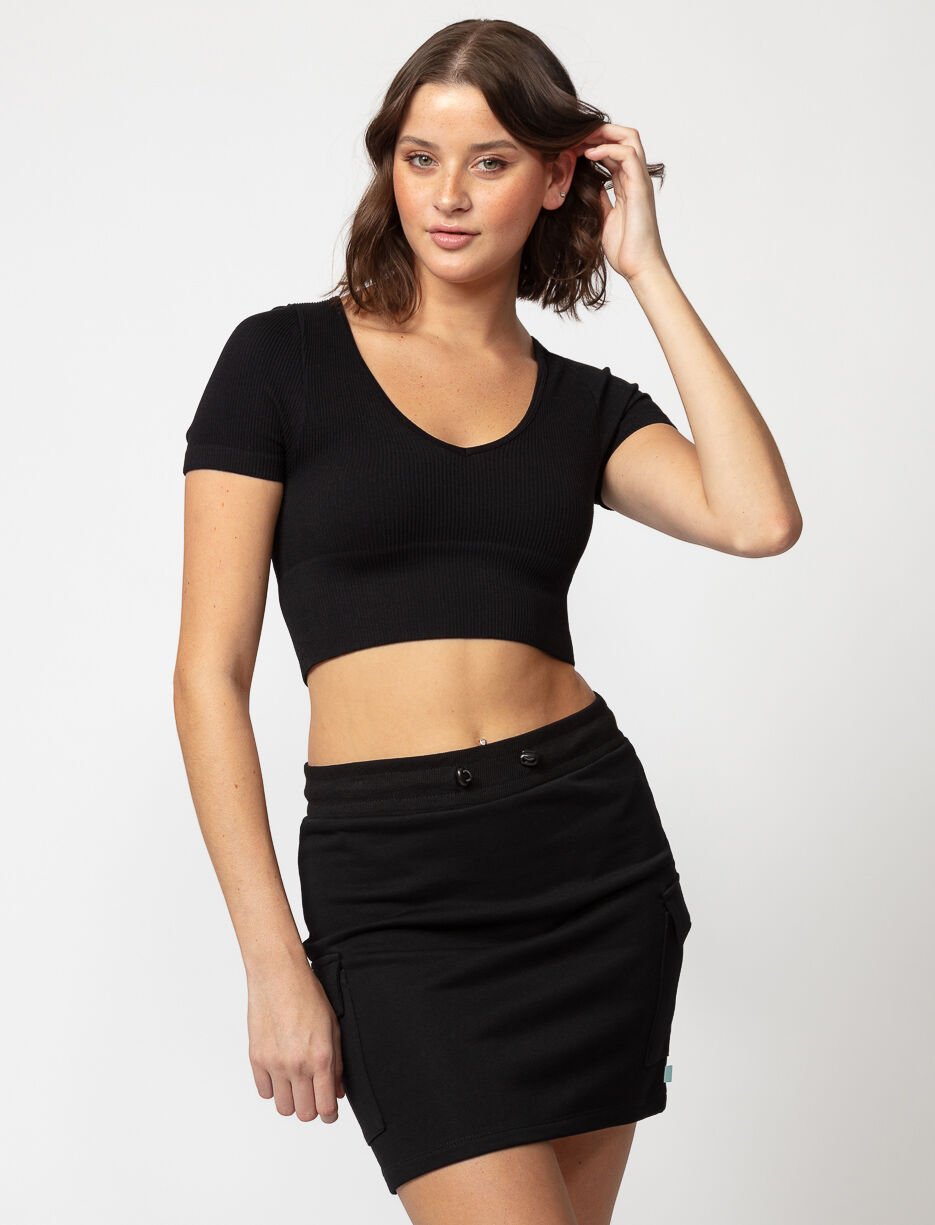 Jupe courte à poches cargo