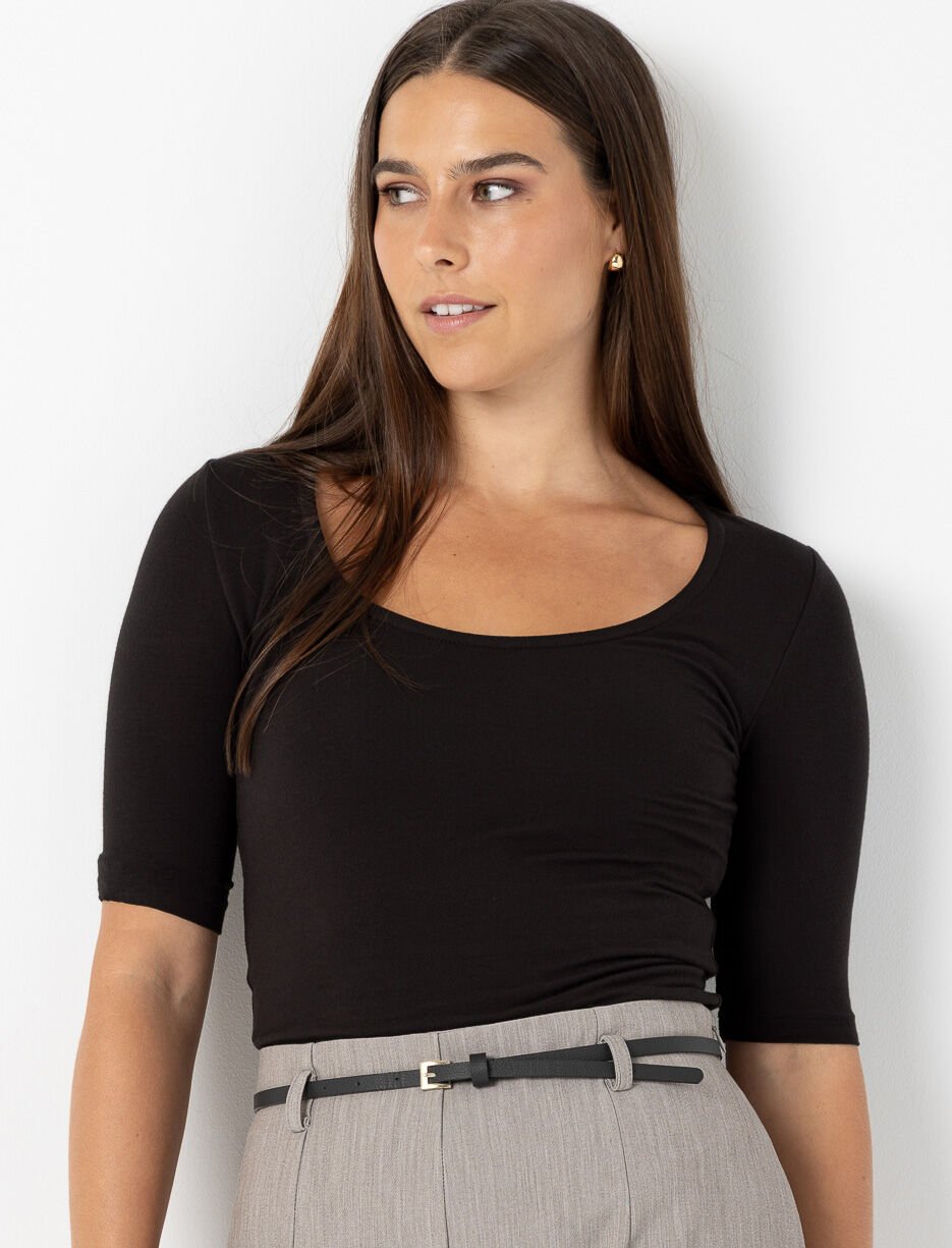 T-shirt ajusté à col rond