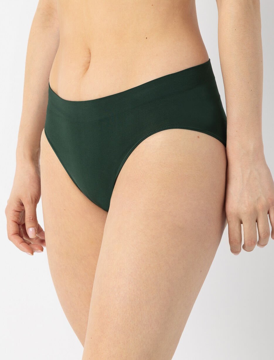 Culotte régulière à taille haute