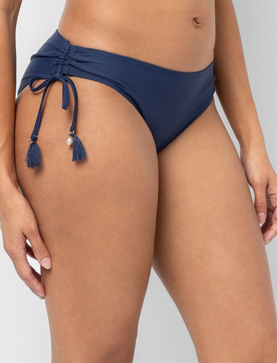 Bas de bikini noué
