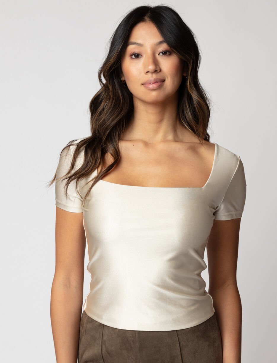 Fitted Square-neck T-shirt