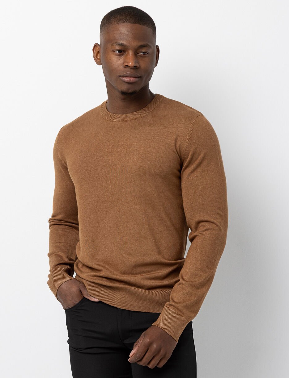 Chandail en tricot à col rond