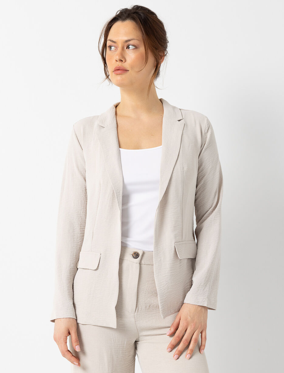 Veston ouvert effet crêpe