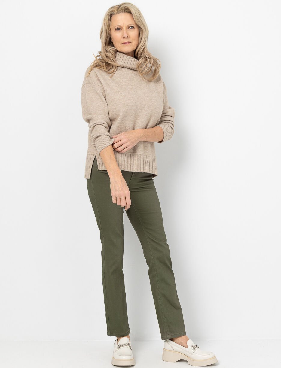 Jean à jambe droite