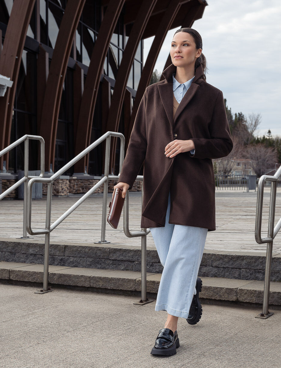 Straight-cut Coat with Notched Collar Straight-cut Coat with Notched Collar