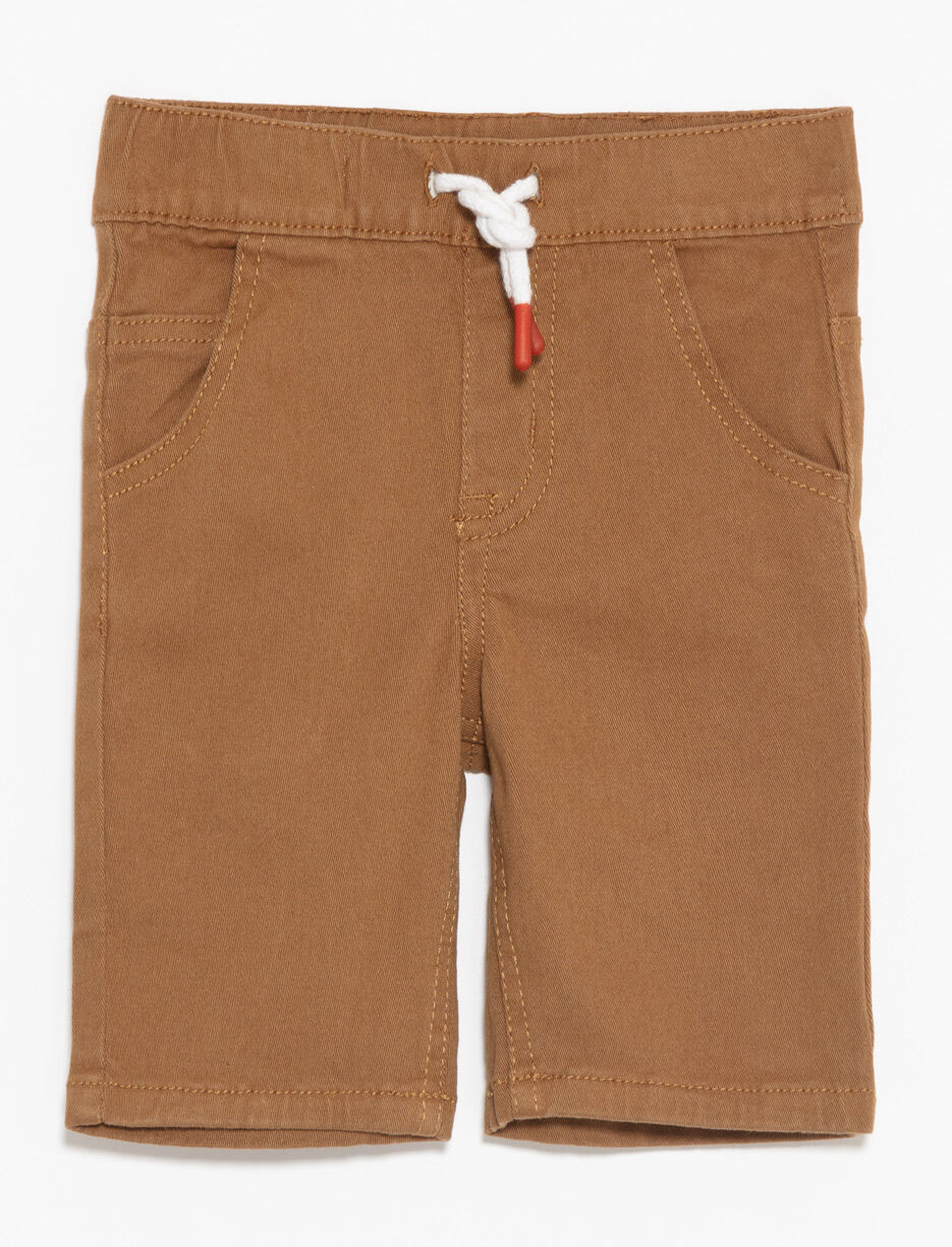 Short &agrave; lacet