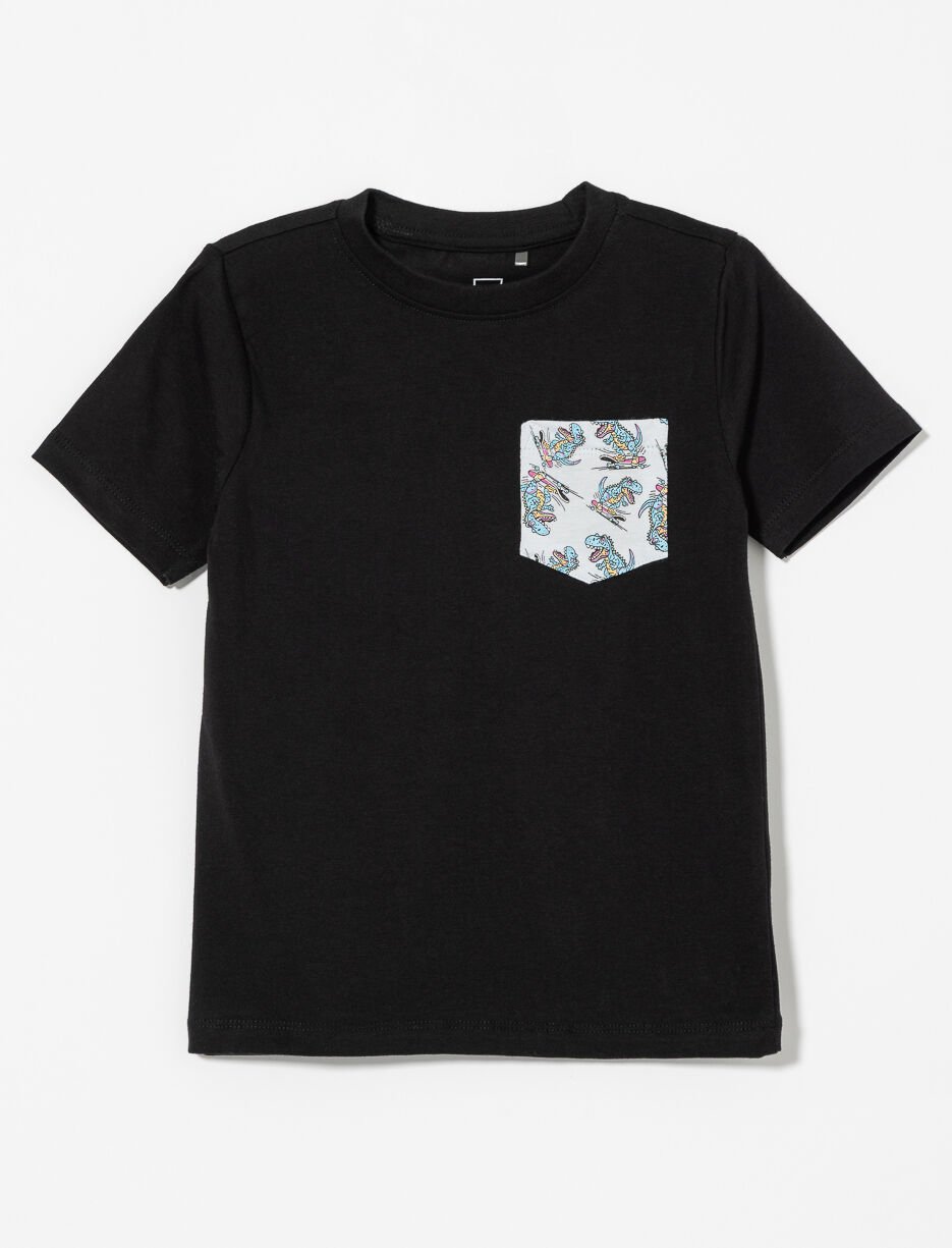 T-shirt uni à poche imprimée - petit garçon