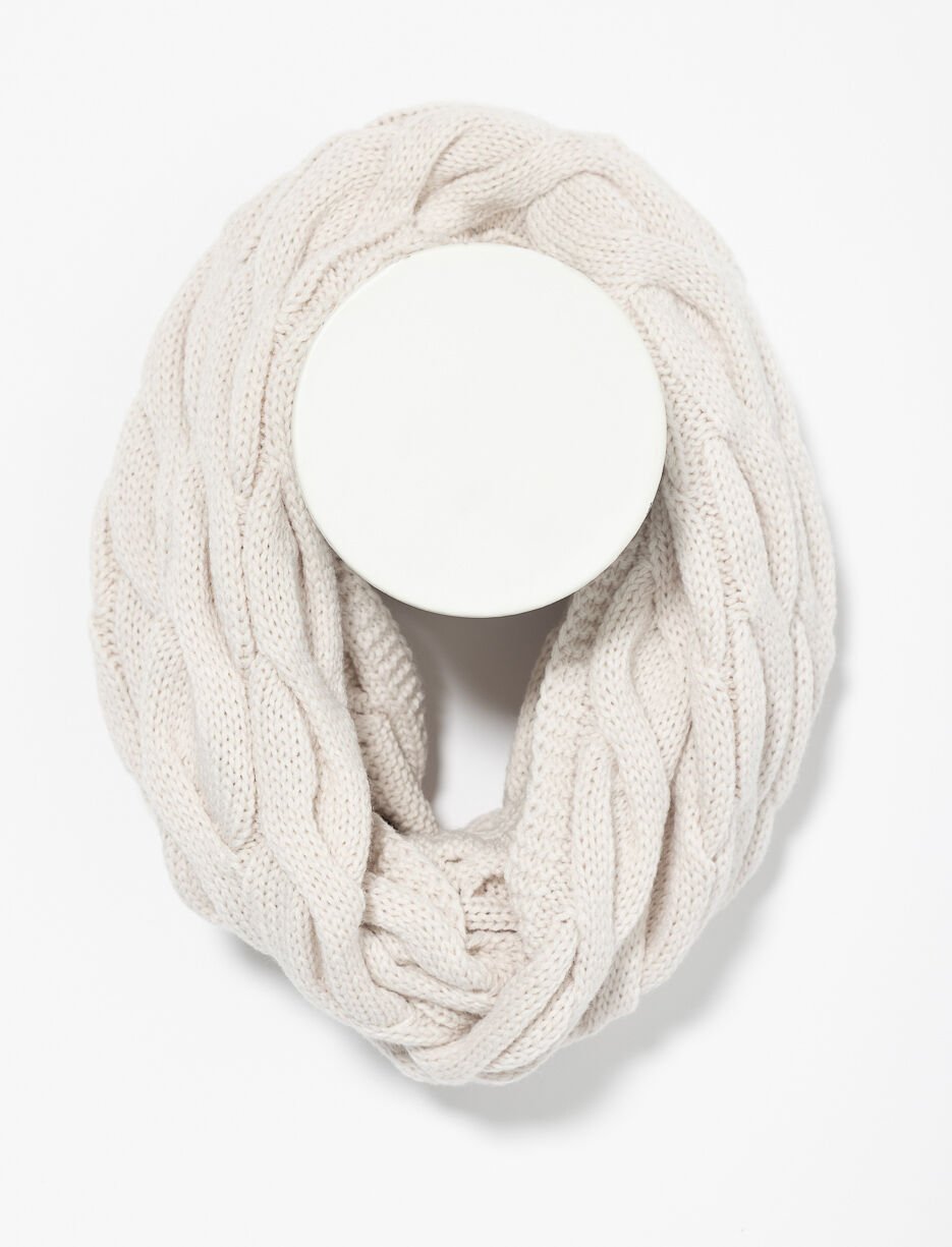 Foulard en tricot torsadé infini