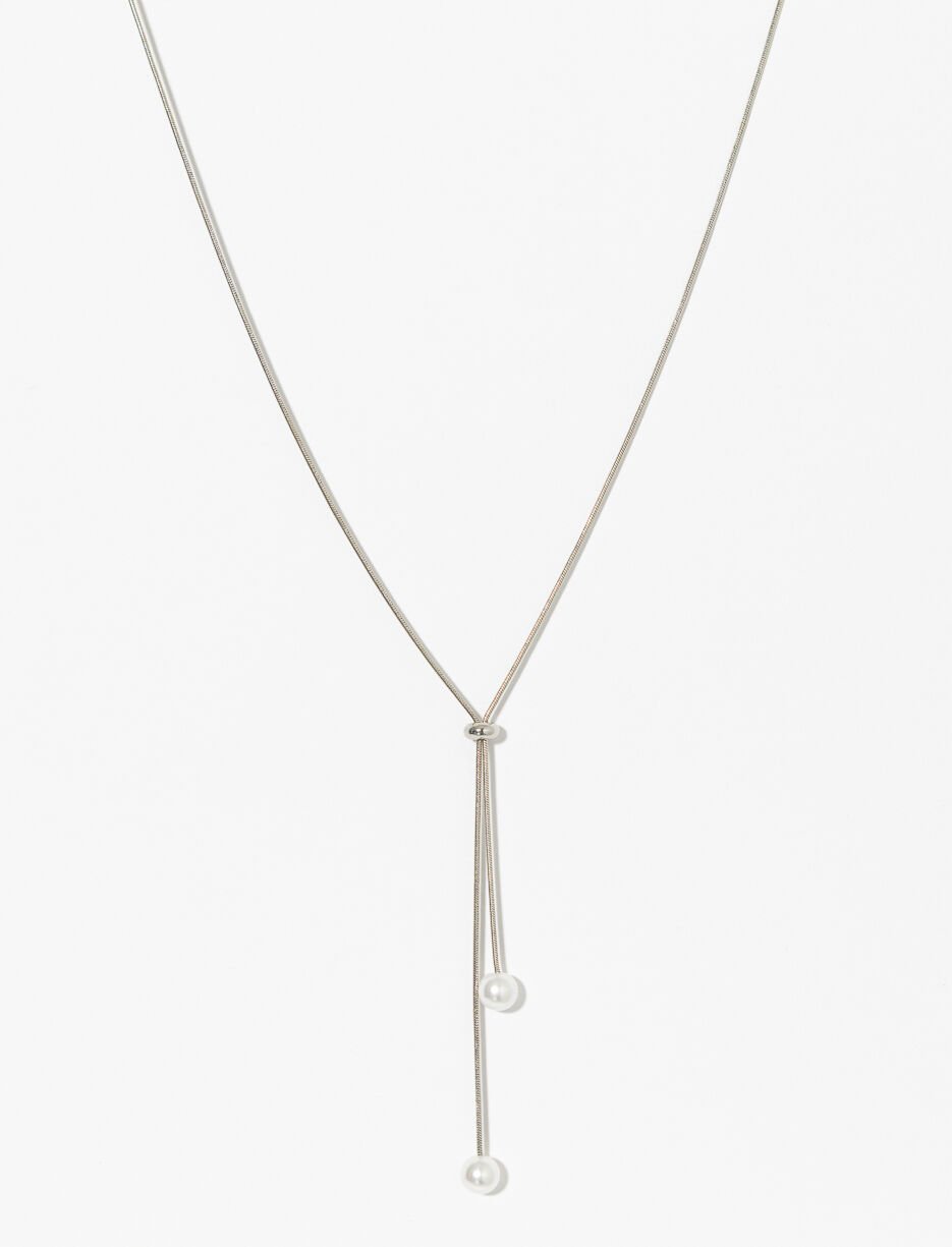 Collier chaîne argentée avec perles