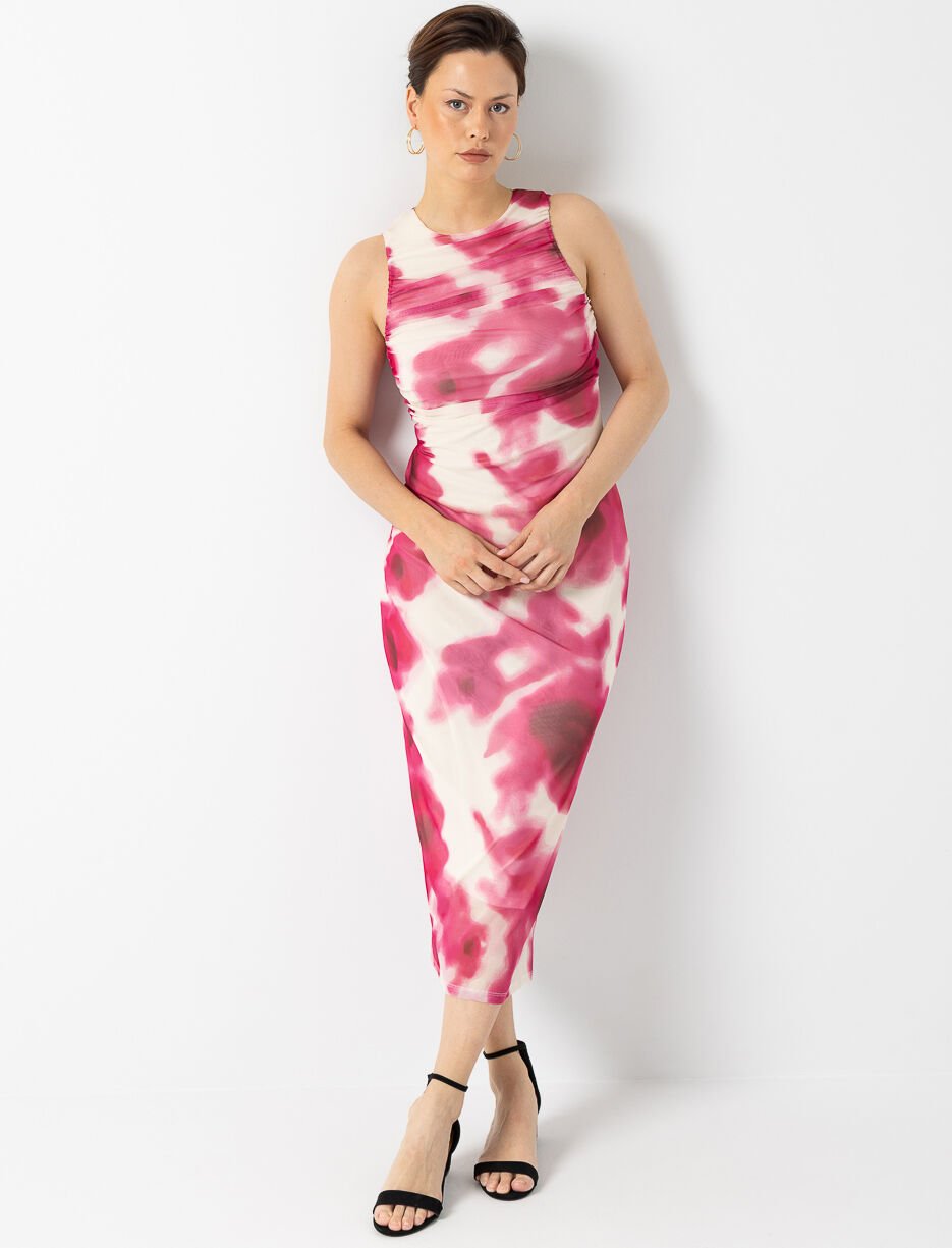 Fitted Floral Sleeveless Dress