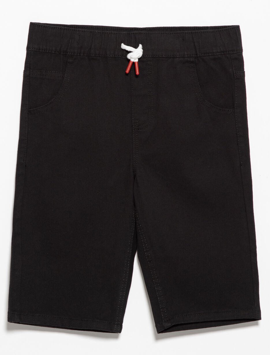 Short &agrave; lacet