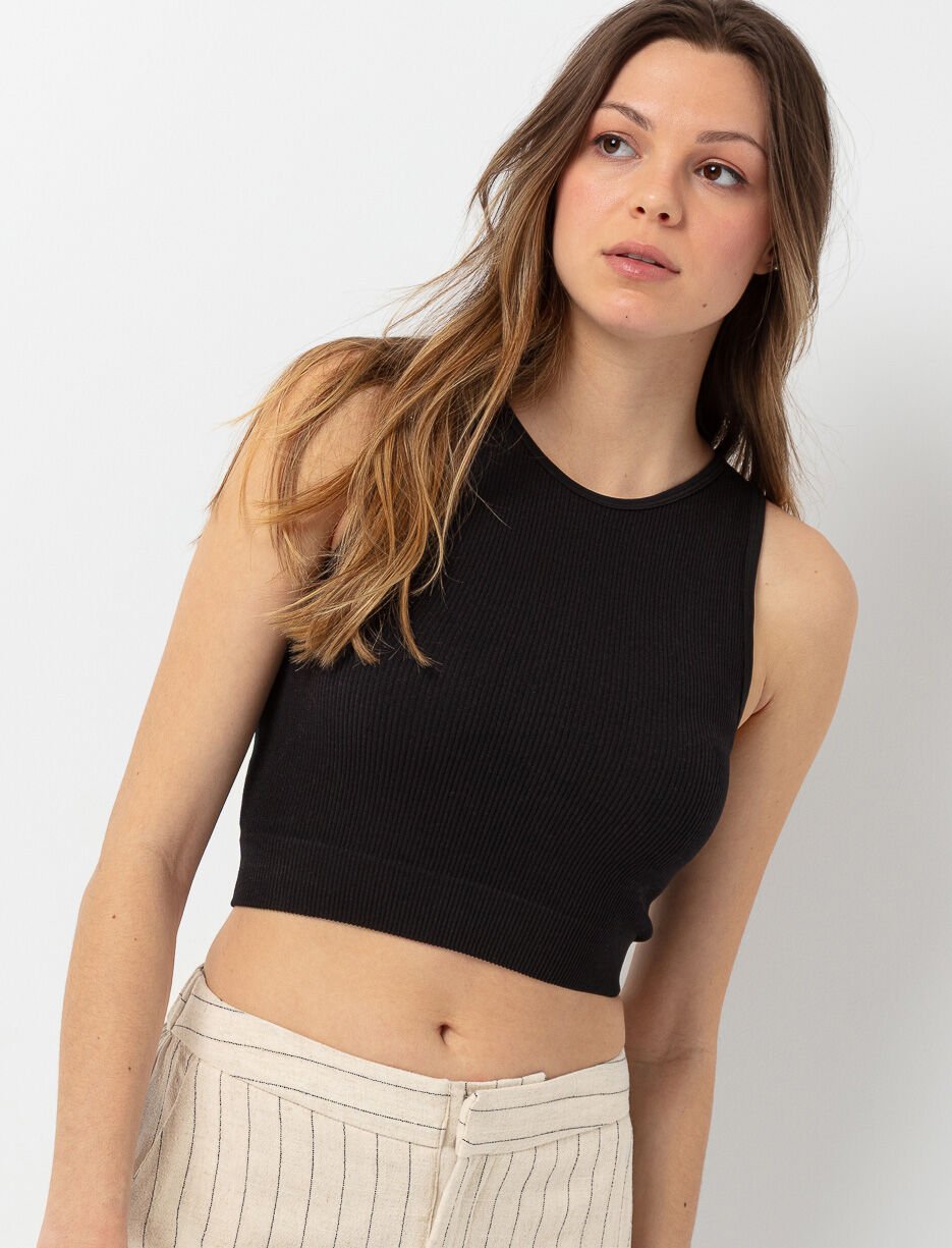 Camisole courte c&ocirc;tel&eacute;e