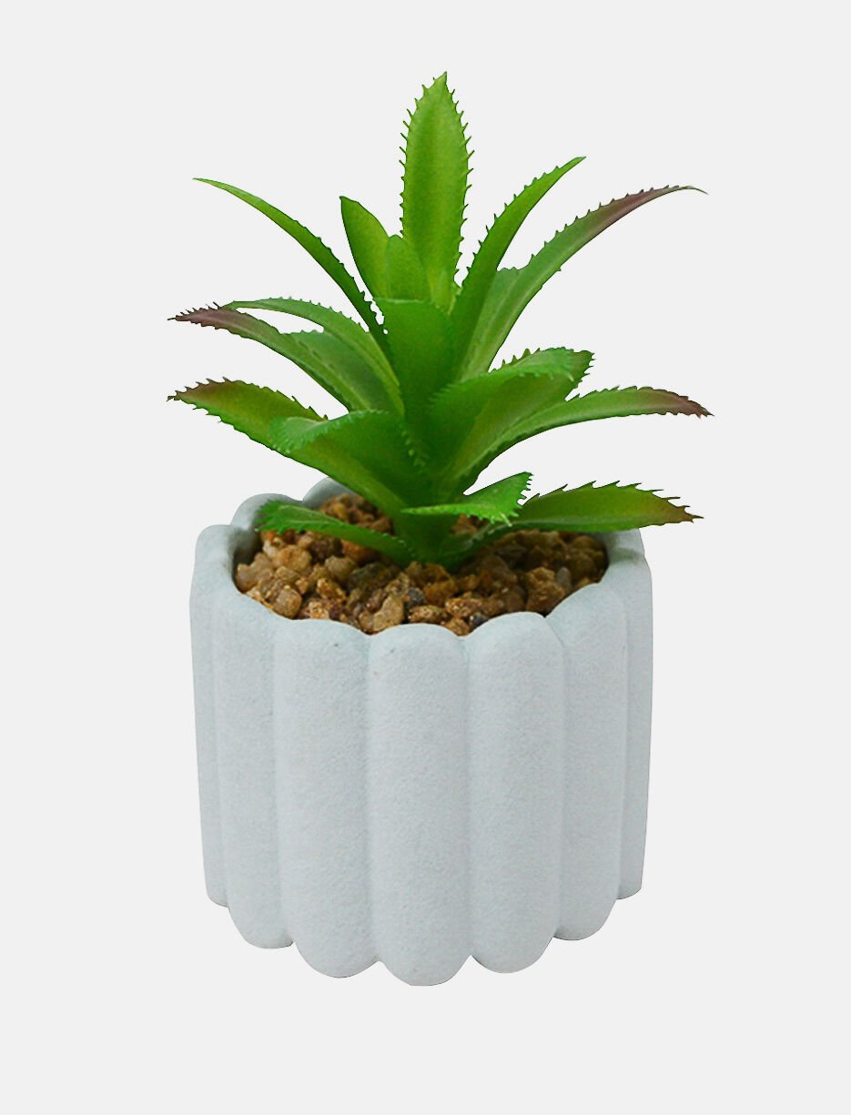Plante artificielle en pot Plante artificielle en pot
