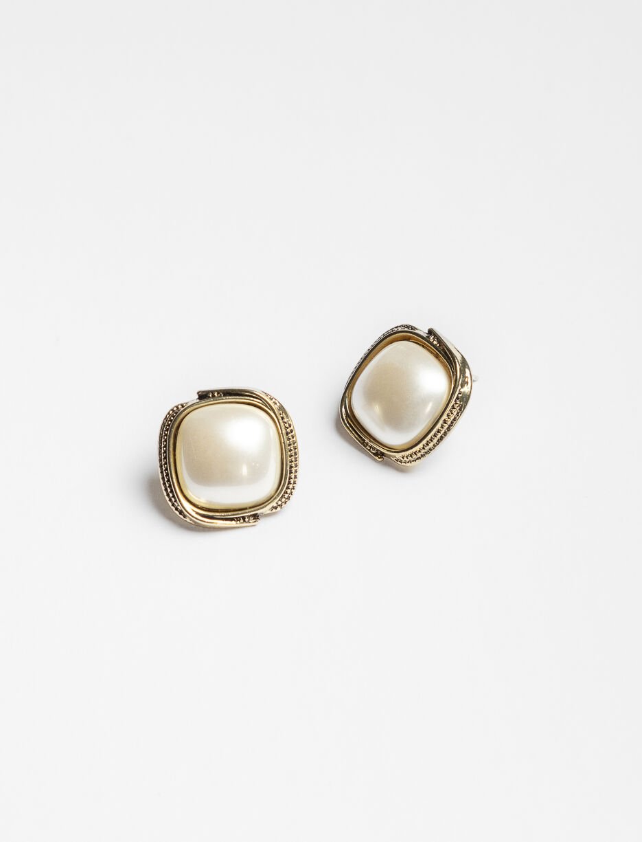 Pearl Earrings