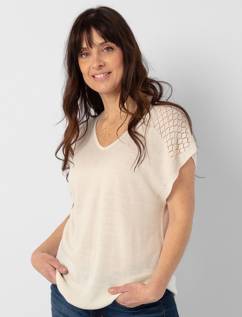 T-shirt en tricot &agrave; col en V