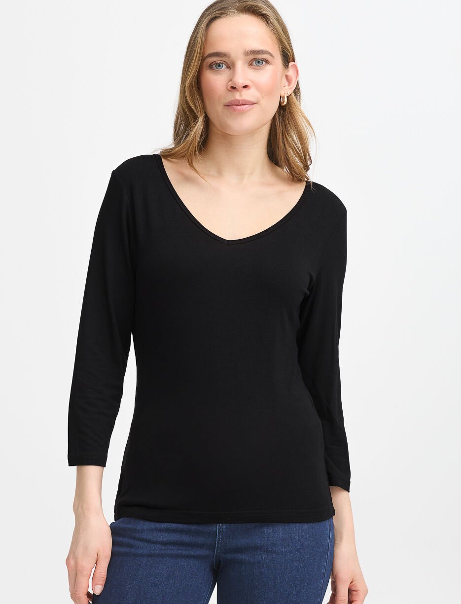3/4-sleeves T-shirt with V-neck  
