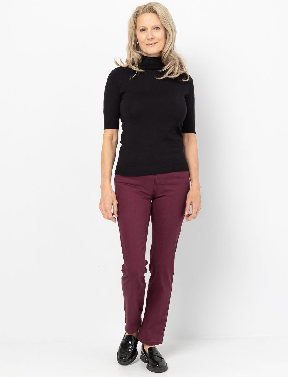 Jean à jambe droite