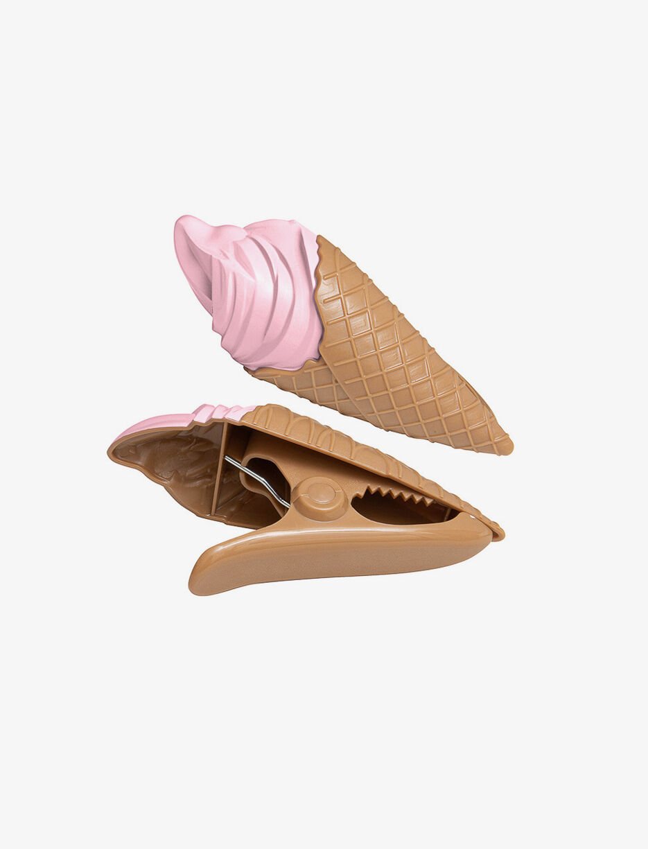 Novelty Beach Towel Clips - Set of 2