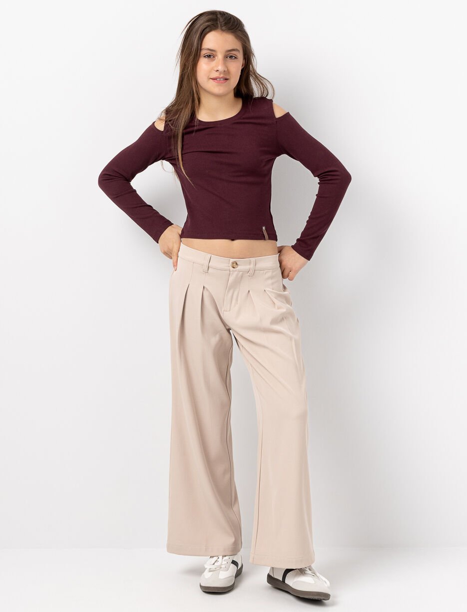 T-shirt semi-ajusté à épaules dégagées