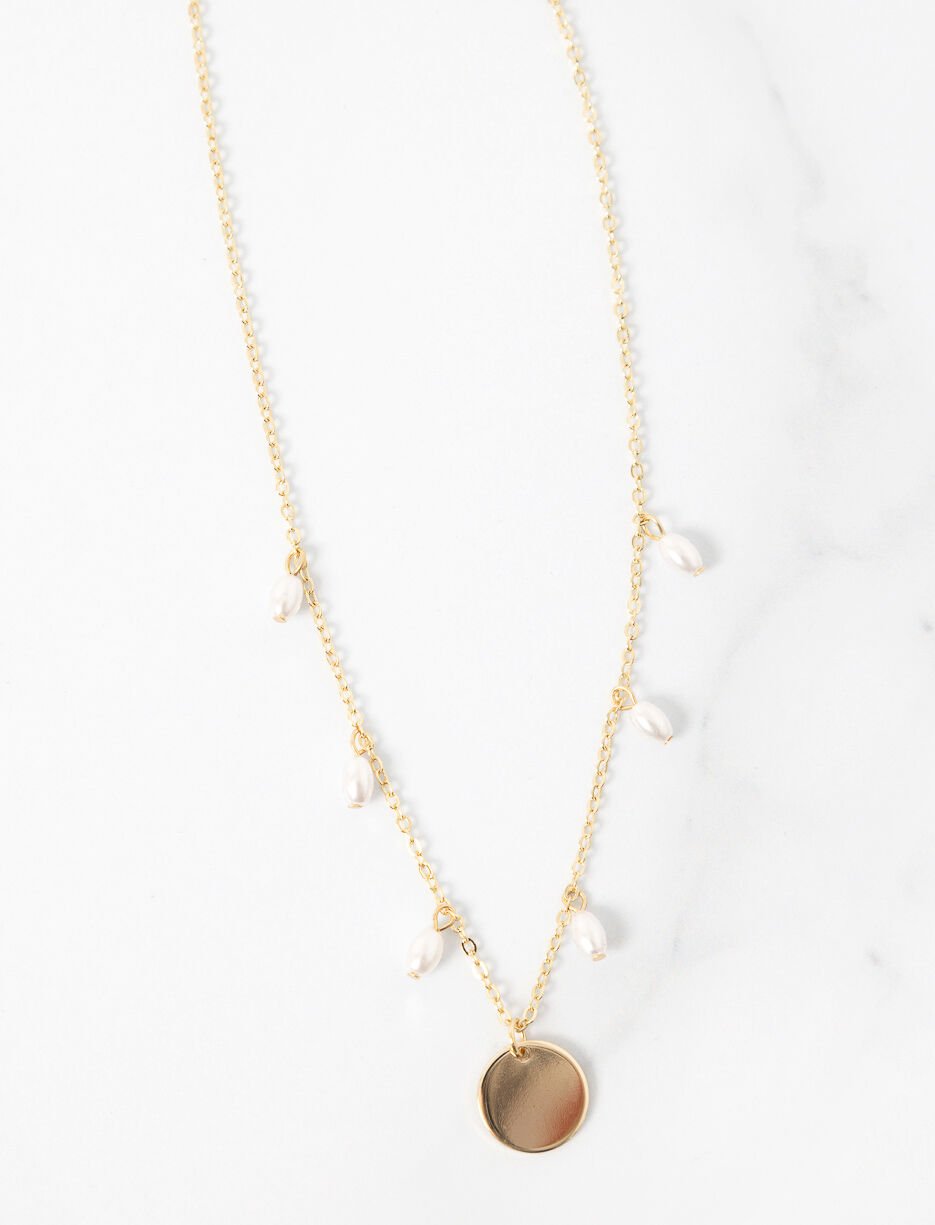 Gold Pendant Necklace with Pearls