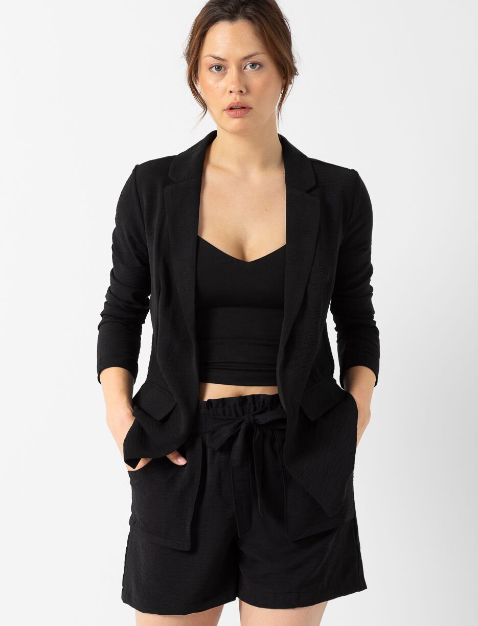 Veston ouvert effet crêpe