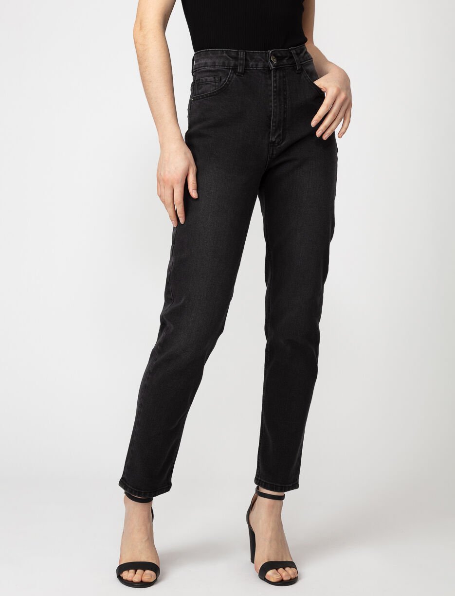 High-rise Mom Jeans
