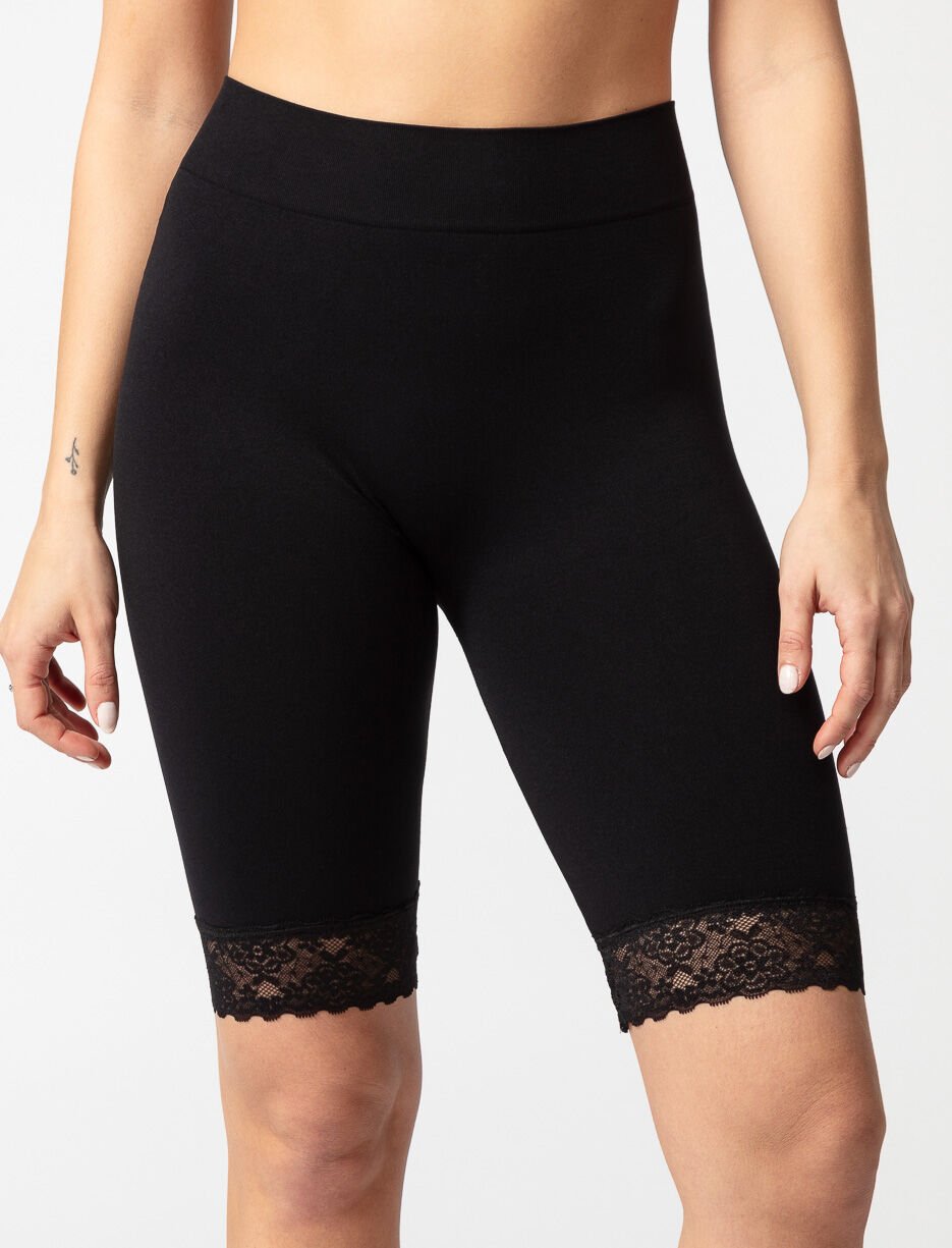 Bermuda sans coutures à dentelle