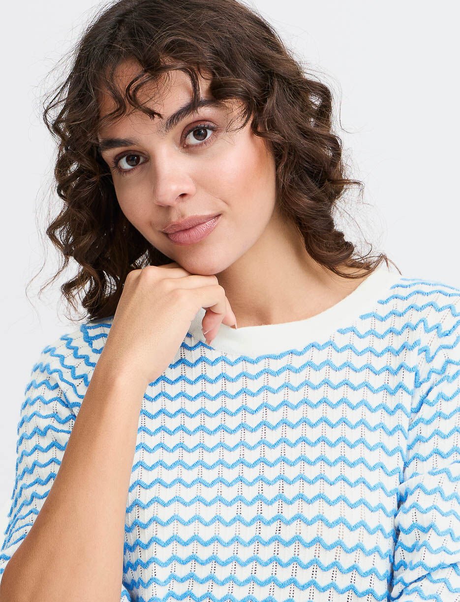 Short-sleeve Knit Sweater