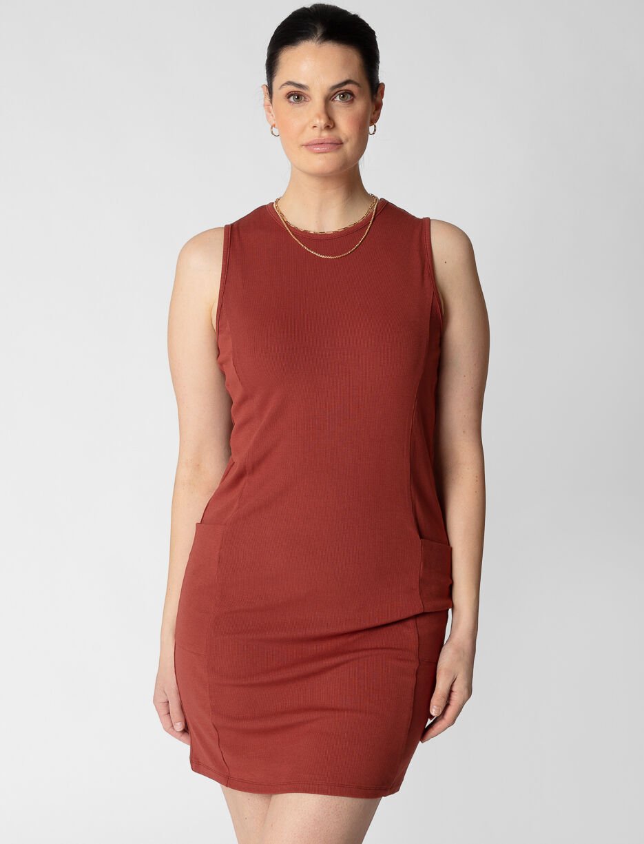 Robe sans manches à poches latérales