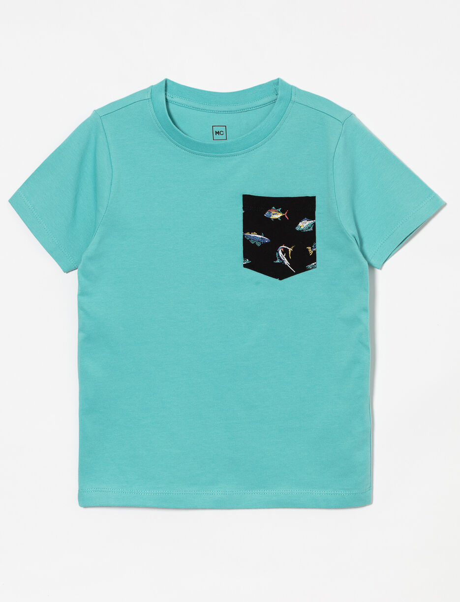Solid T-shirt with Graphic Pocket