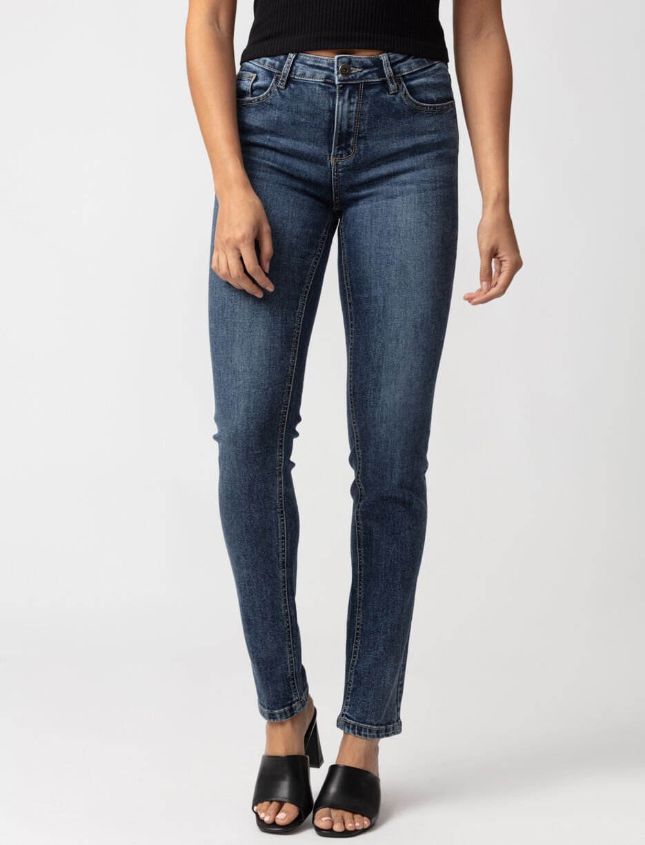 Jean skinny à taille régulière