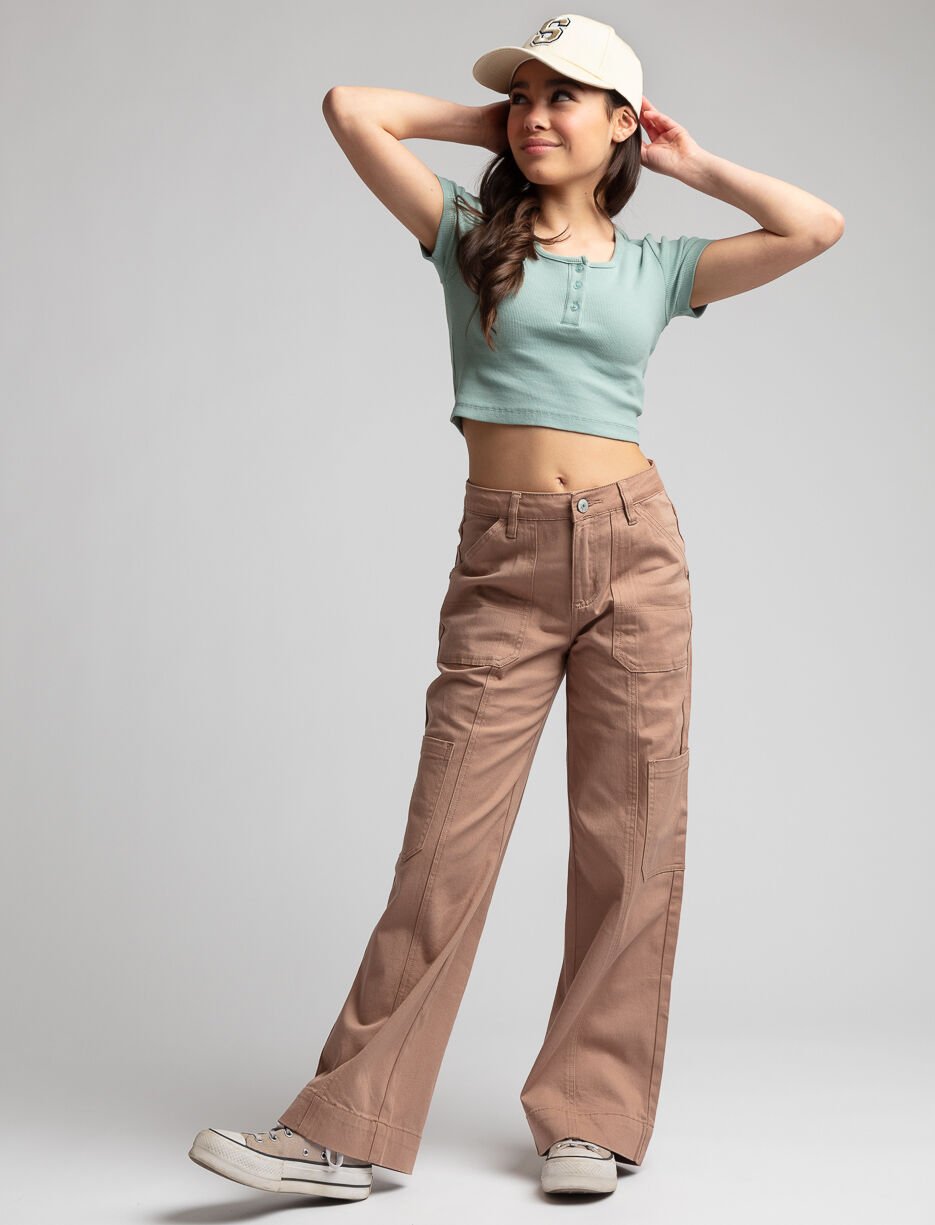 T-shirt côtelé à col boutonné