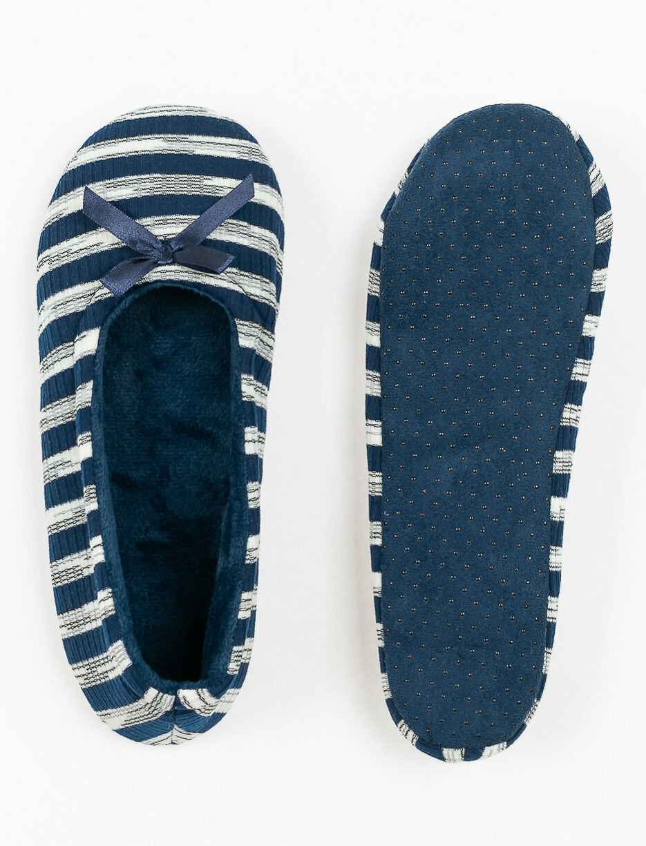 Pantoufles à rayures