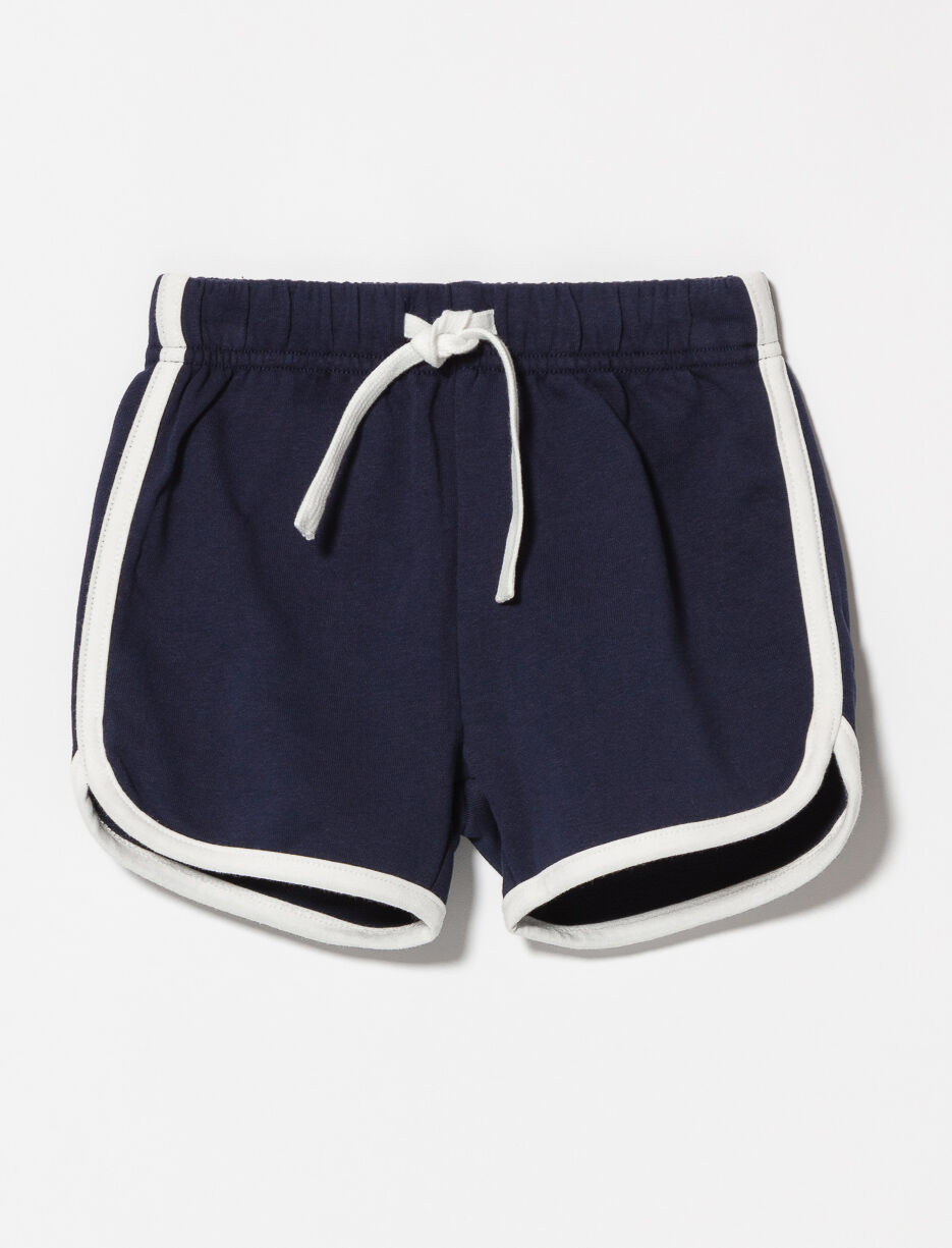 Short r&eacute;tro en tricot bouclette