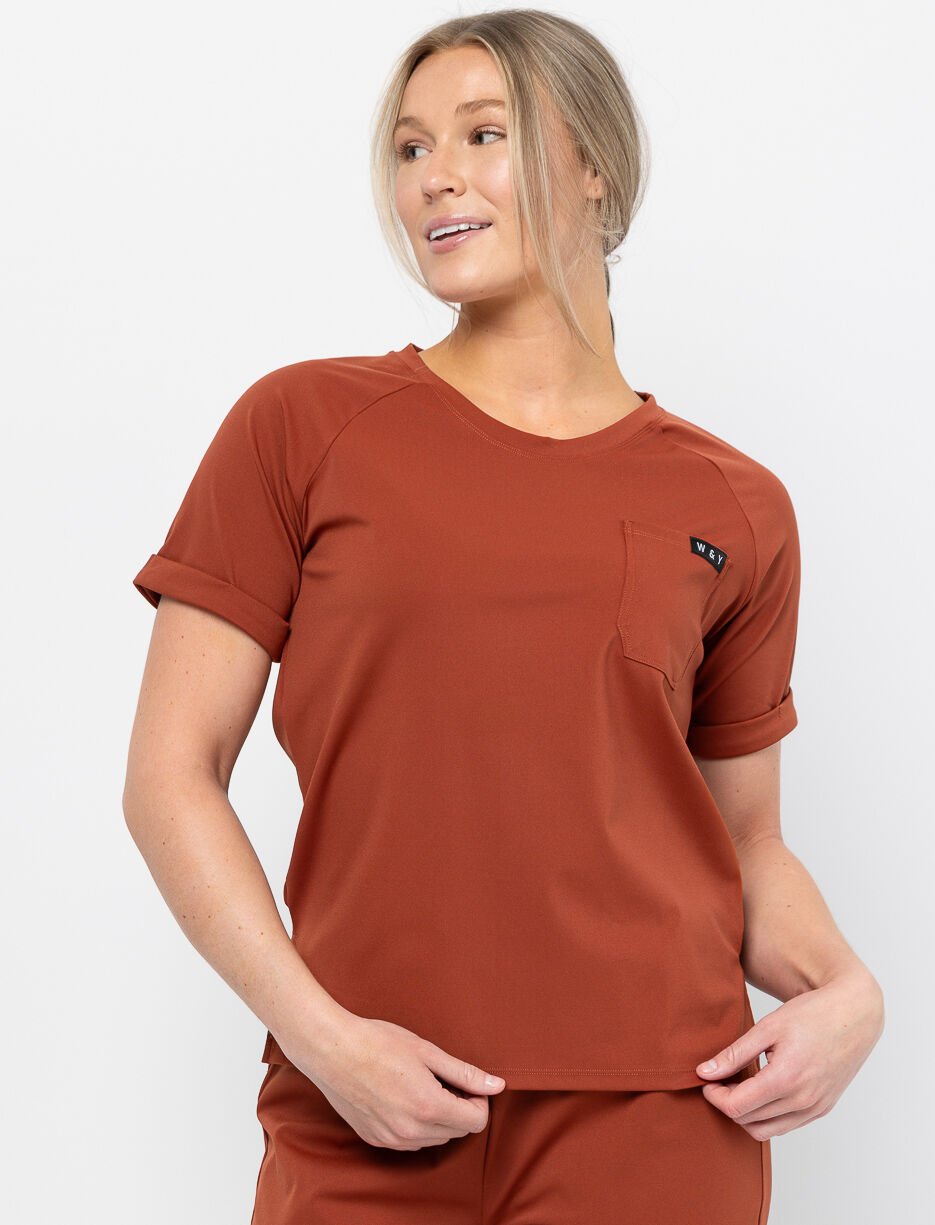 Haut d'infirmi&egrave;re &agrave; fentes