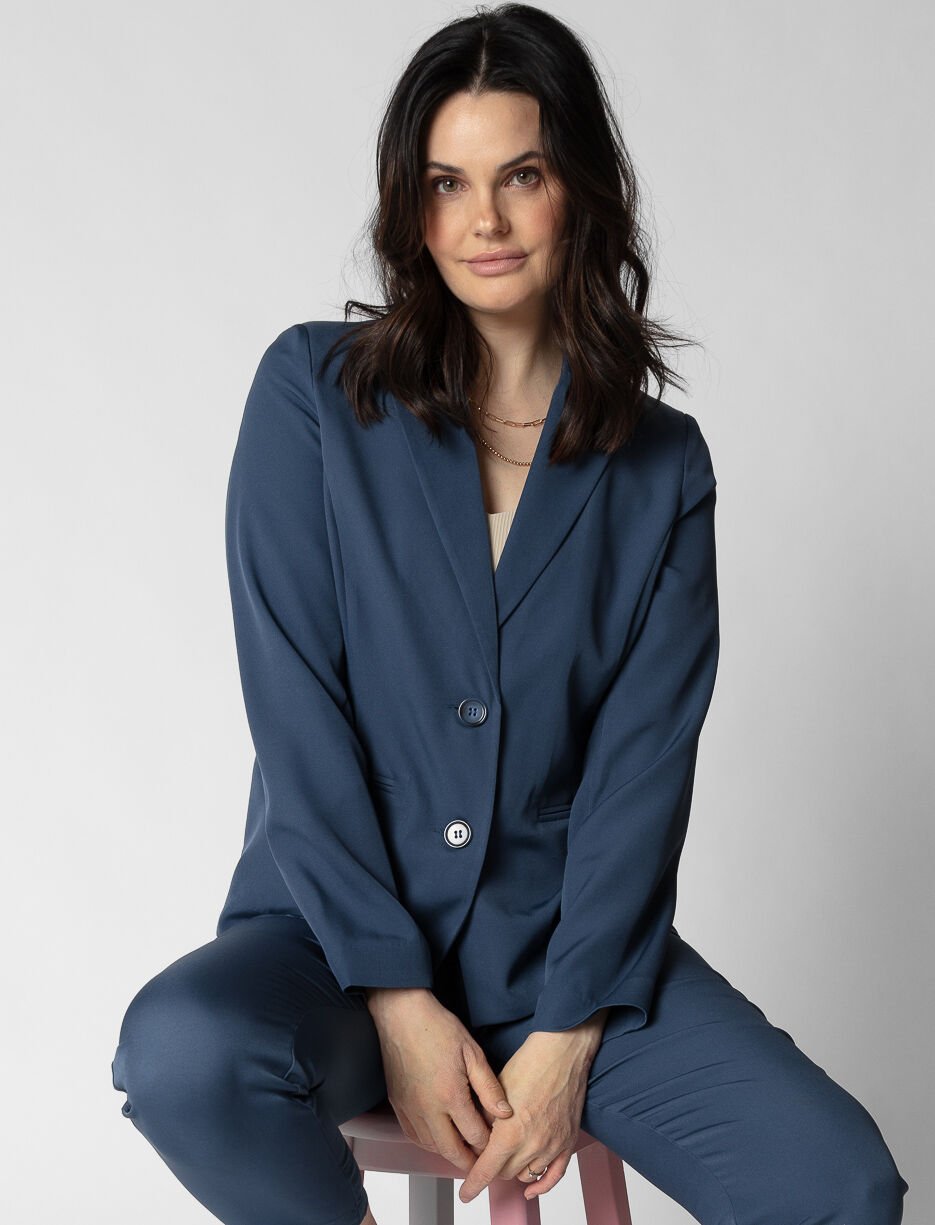 Solid Buttoned Blazer