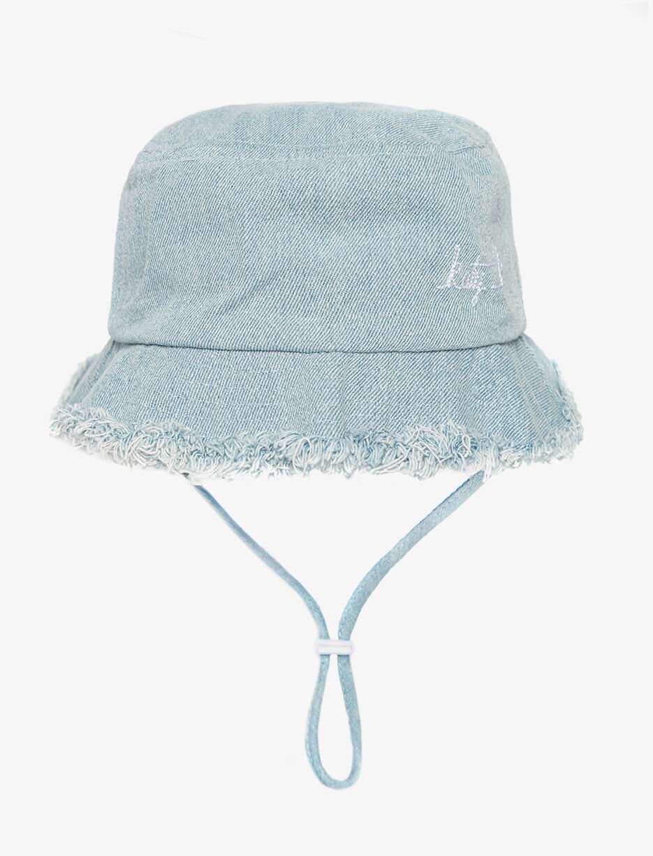 Chapeau de soleil effiloch&eacute;