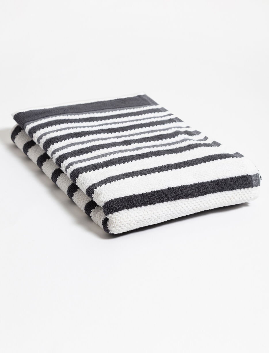 Drap de bain à rayures texturées