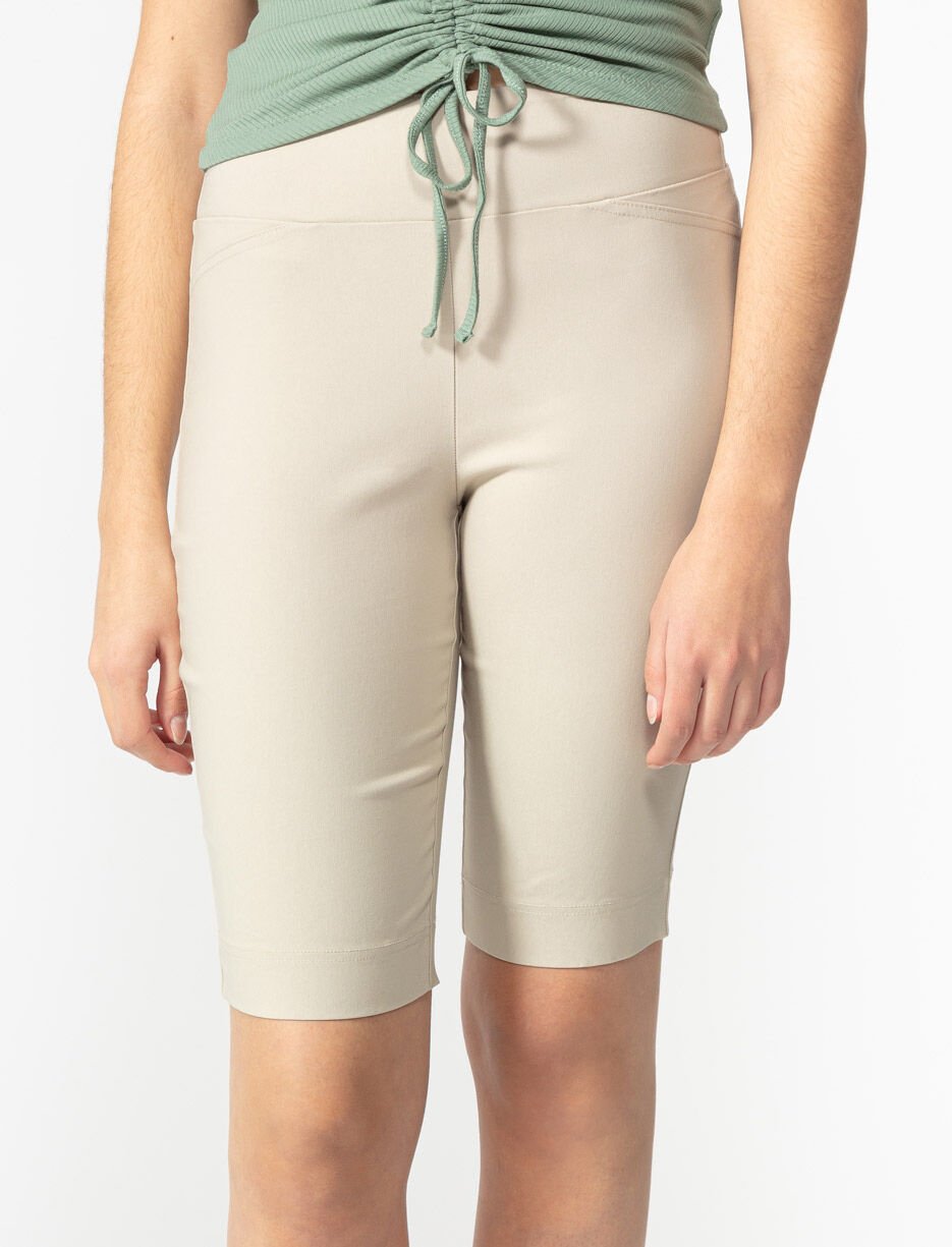 Pull-on Bermuda Shorts