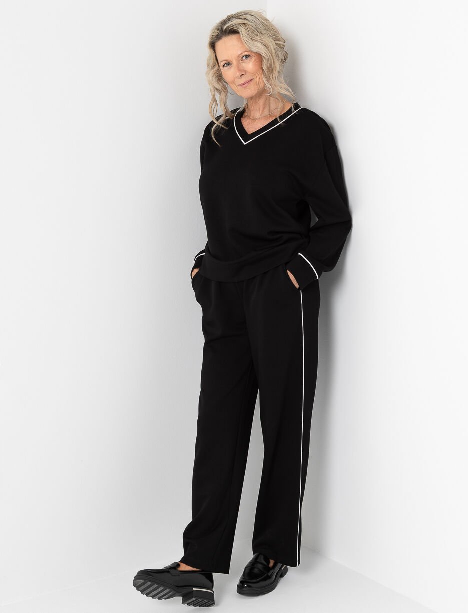 Pantalon jambes droites avec ligne contrastante