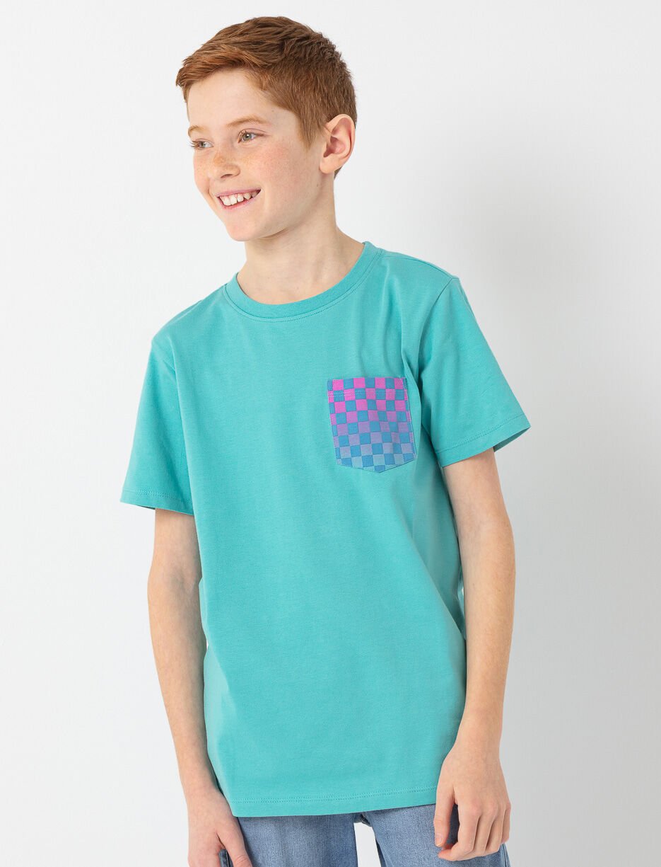 Solid T-shirt with pocket