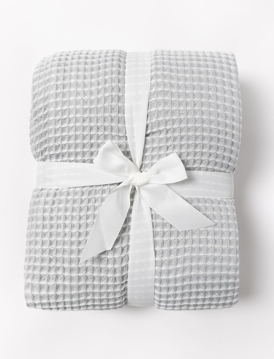 Waffle-textured Blanket