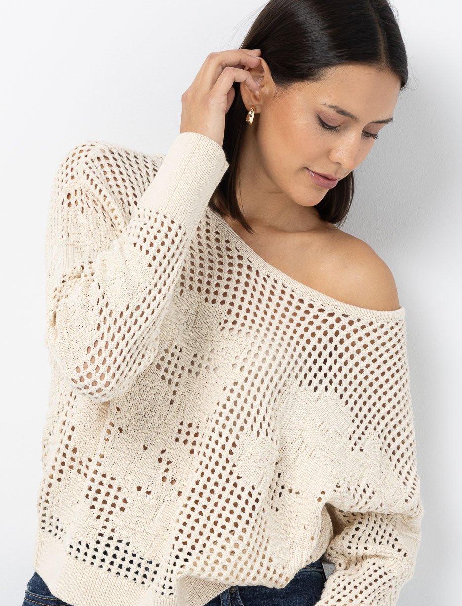 Chandail en tricot ajouré