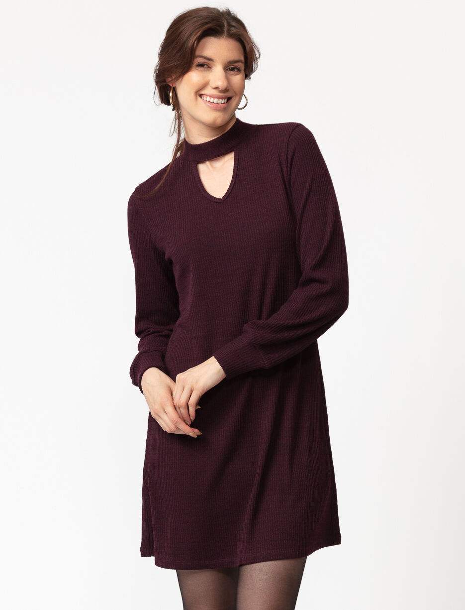 Robe courte col clearance montant