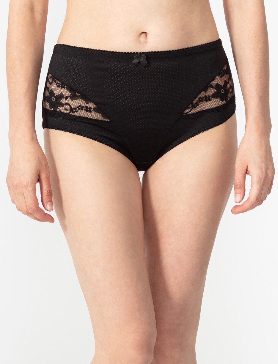 Culotte classique avec dentelle